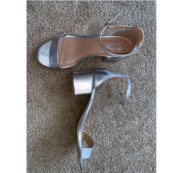 Silver Block Heels - Picture 1 of 3